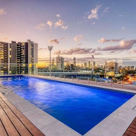 Inner City 1 Bedroom Apartment With Rooftop Pool And Parking - Serain Residences Brisbane Exterior foto